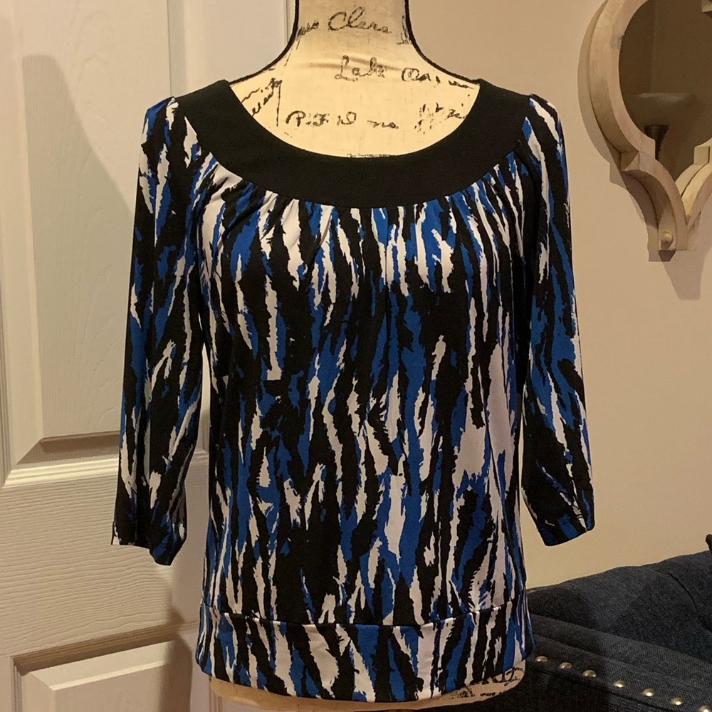 AGB 3/4 Sleeve Abstract Print Top